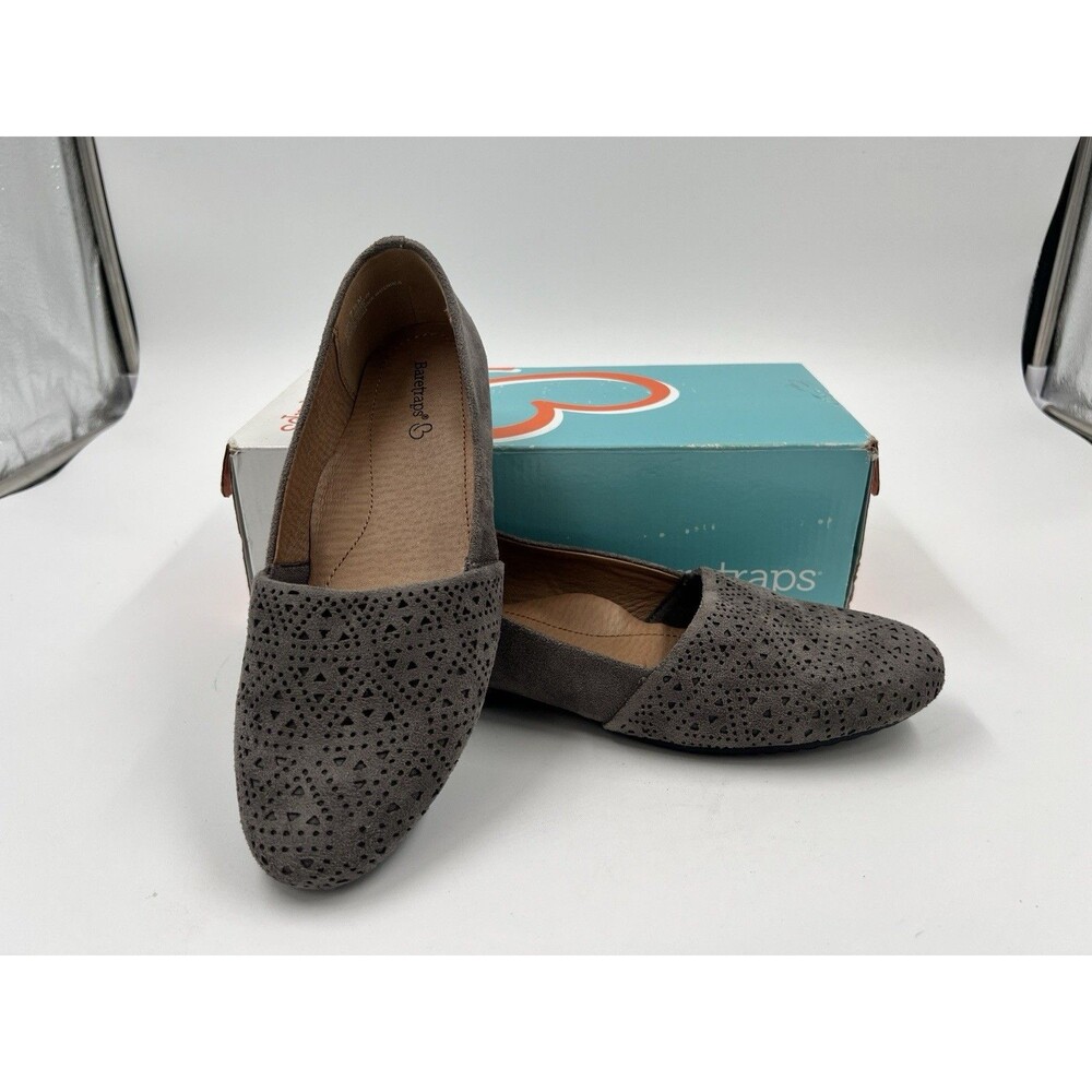 Baretraps EVEY  Womens Slip On Flat Shoes Perforated Dark Grey Size 7.5M NEW